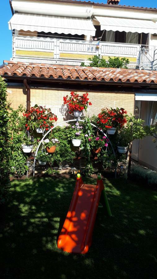 Andela Apartment Pula Exterior photo